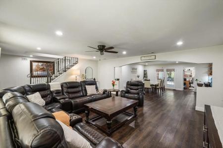 N 119 Willow ST, Mansfield, Texas 76063, Estados Unidos