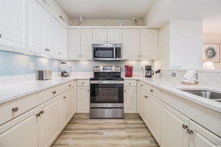 6000 N Ocean Blvd. , PH 2, Myrtle Beach, South Carolina 29577