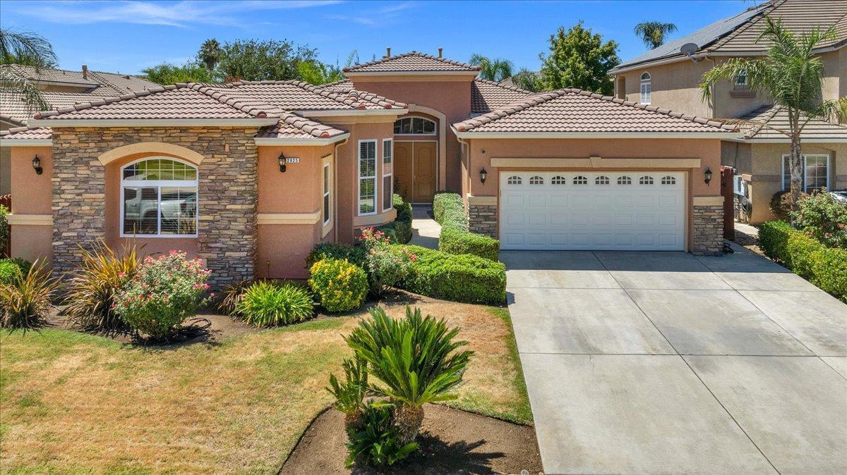 2825 E Quincy Avenue, Fresno, Kalifornia 93720, USA
