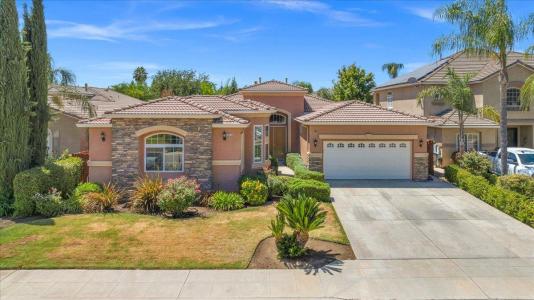 2825 E Quincy Avenue, Fresno, Kalifornia 93720, USA