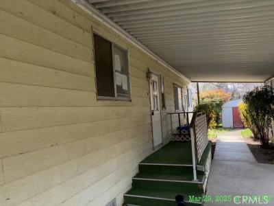 5937 Grove Street, Lucerne, California 95458, HOA KỲ