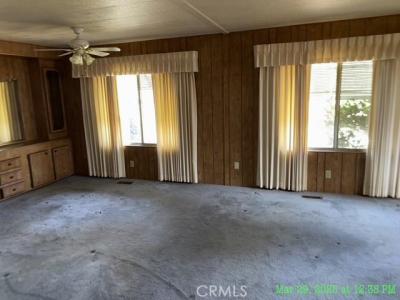 5937 Grove Street, Lucerne, California 95458, HOA KỲ