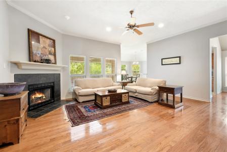 2047 Ravenstone Loop, College Station, Texas 77845, Estados Unidos