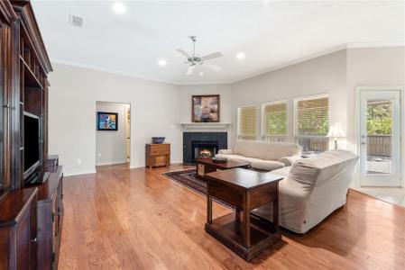 2047 Ravenstone Loop, College Station, Texas 77845, Estados Unidos