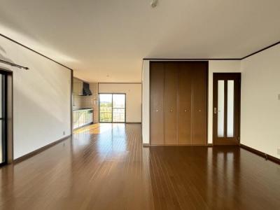 久我本町4-106, 京都市伏見区, Kyoto 612-8492, Japon