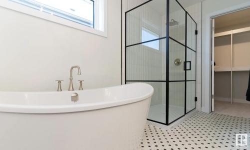 3316 ROY BROWN WAY NW, Edmonton, Alberta T5E 6Z9, Canada