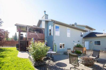36 FIELDSTONE WAY, Sylvan Lake, Alberta T4S 2L3, Canadá