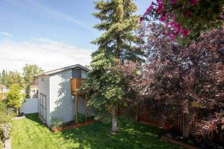 36 FIELDSTONE WAY, Sylvan Lake, Alberta T4S 2L3, Canadá