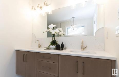 3306 ROY BROWN WAY NW, Edmonton, Alberta T5E 6Z9, Canada