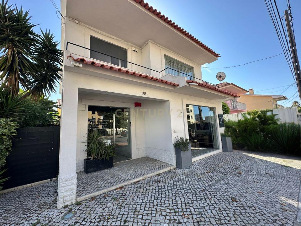 Almada, Setubal 2820-185, Portugal
