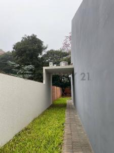 Nanawa esquina Julia Miranda Cueto de Estigarribia , Villa Elisa, Central 00001, Paragwaj