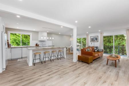 32  Ch. Cleary, Val-des-Monts, Quebec J8N 4A1, Canada
