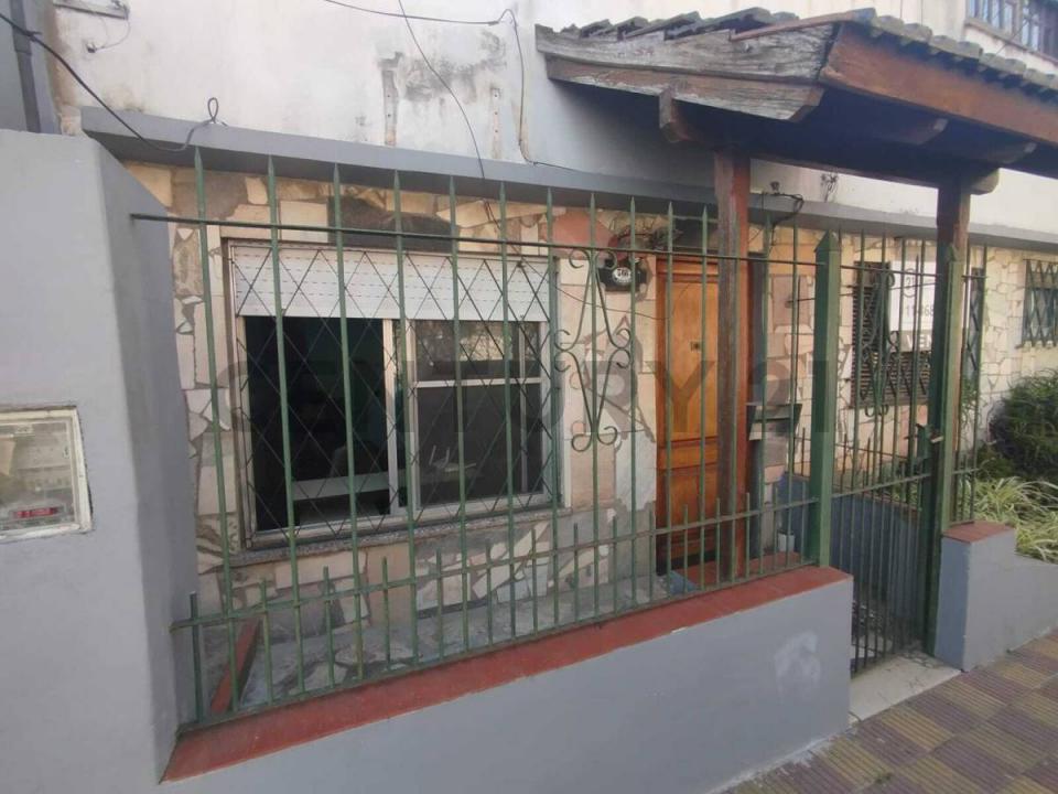 Baradero 566, Morón, GBA Oeste 1712, Argentina