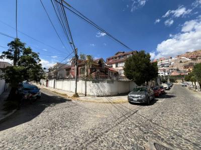 Calle Luis Nardin Rivas esquina Calle 13 N° 8301 , La Paz, La Paz 00001, 볼리비아