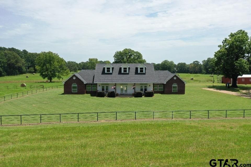 1303 CR 2314, Pittsburg, Texas 75686, Estados Unidos