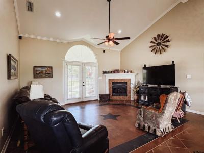 1303 CR 2314, Pittsburg, Texas 75686, Estados Unidos