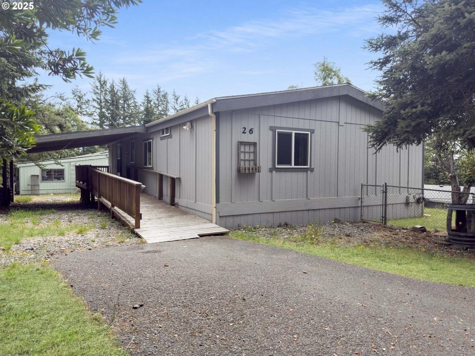 98041 HALLWAY RD 26, Brookings, Oregon 97415, États-Unis