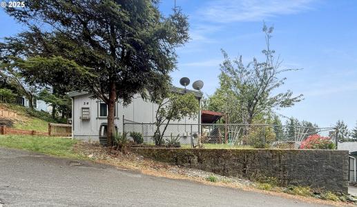 98041 HALLWAY RD 26, Brookings, Oregon 97415, États-Unis