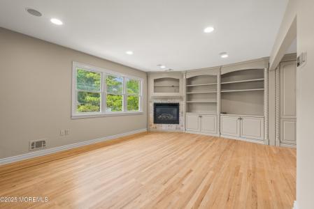 712 Carol Avenue, Oakhurst, New Jersey 07755
