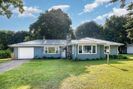 319 S M-18, Gladwin, Michigan 48624, USA