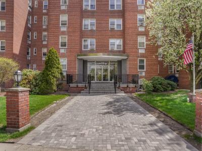 39 Glenbrook Road APT 5Y, Stamford, Connecticut 06902, USA
