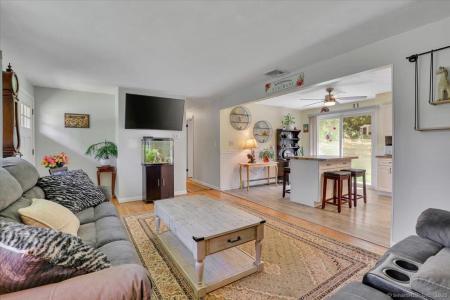 210 Hicks Avenue, Meriden, Connecticut 06451, USA