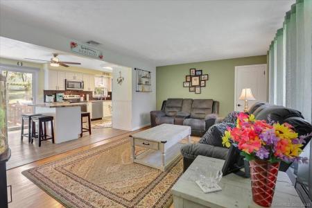 210 Hicks Avenue, Meriden, Connecticut 06451, USA