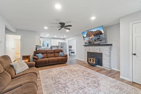 121 Bennington Lane, Brooklyn, Michigan 49230, USA