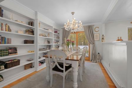 11 Carl Drive, Fairfield, NJ 07004, USA
