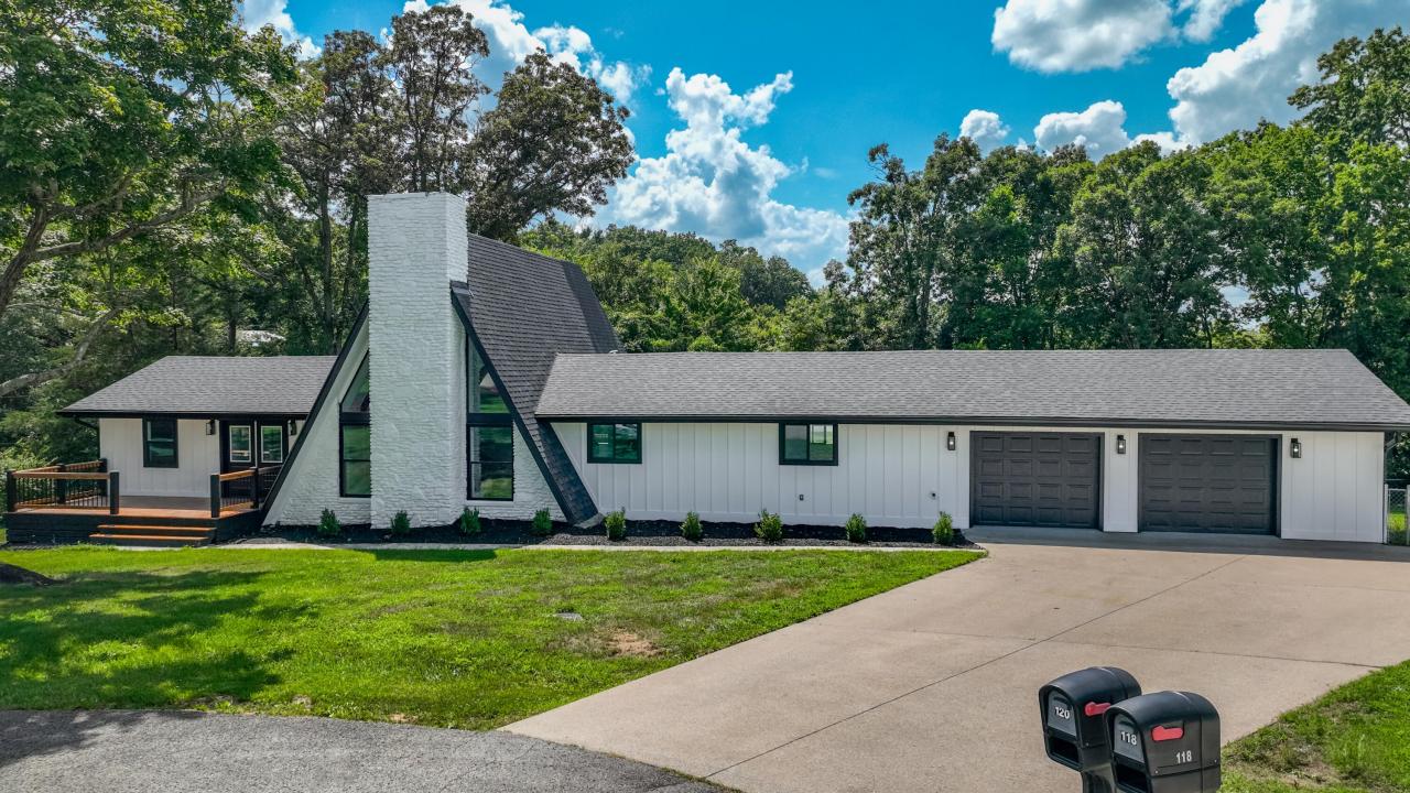 120 Barberry Lane, Berea, Kentucky 40403