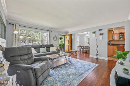 4 Montclair Avenue, Neptune Township, 新泽西州 07753, 美国