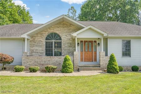 5537 Walnut Grove Circle, Struthers, Ohio 44471, Estados Unidos