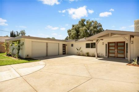 30777 E Sunset Drive S, Redlands, California 92373, USA