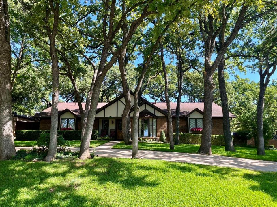 2714 Warwick WAY, Grapevine, 德克薩斯州 76051, 美國