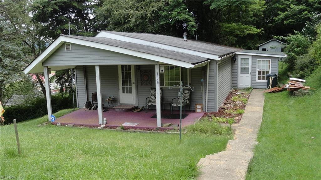 108 Linger Drive, Chester, Западная Вирджиния 26034, Соединенные Штаты