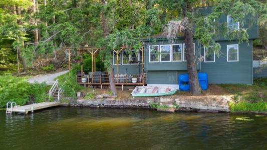 422 South Lake Drive, Columbia Cross Roads, 宾夕法尼亚州 16914, 美国