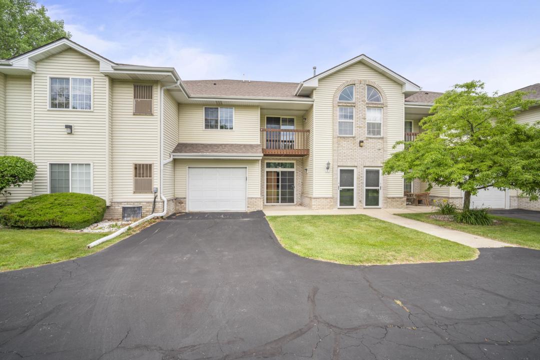 6115 S Creekside Dr , 5, Cudahy, ウィスコンシン 53110, アメリカ合衆国