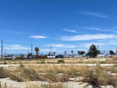 10238 Cherry Avenue, Fontana, California 92335, Estados Unidos