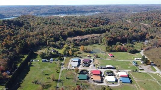 96 Trotter Dr., New Cumberland, West Virginia 26047, USA