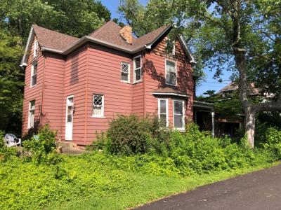 305 Adolphus Street, Chester, West Virginia 26034