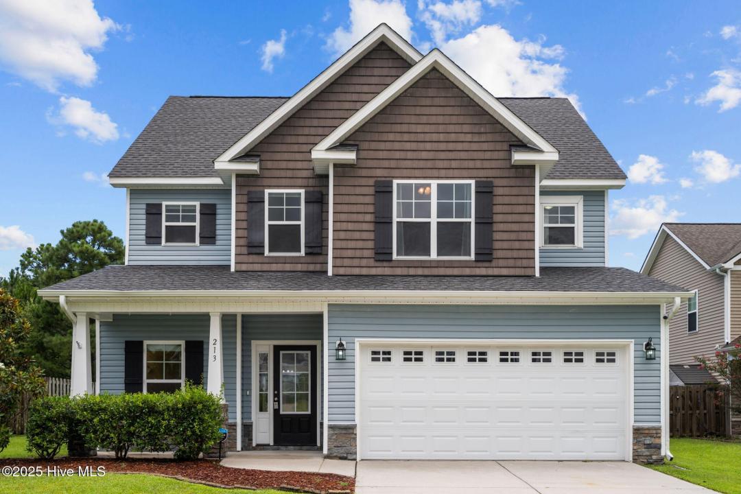 213 Admiral Court, Sneads Ferry, North Carolina 28460