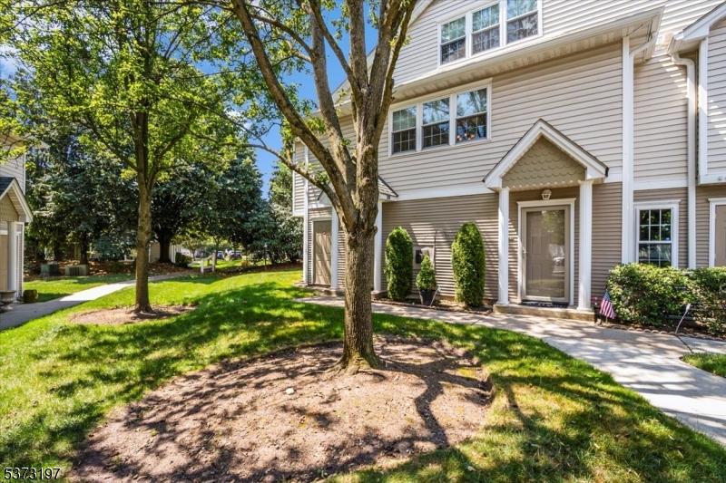 37 Mayer Dr, Clifton City, New Jersey 07012-1651, USA