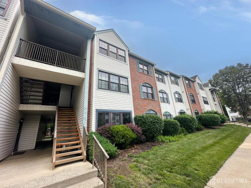 -52 Joyner Court, Lawrence, 紐澤西州 08648, 美國