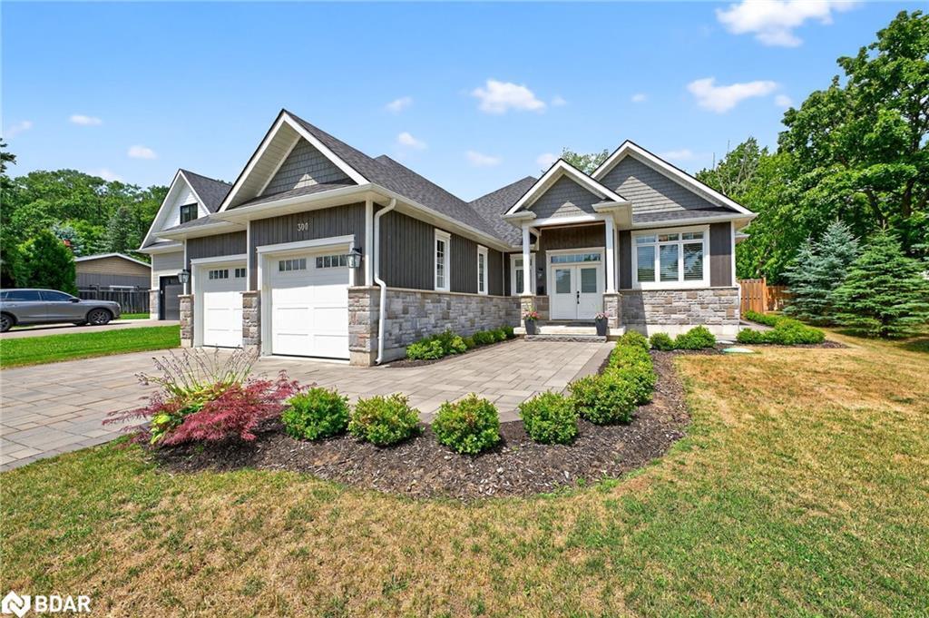 300 SHANTY BAY ROAD, Barrie, Ontario L4M 1E6, Canadá