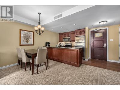 3250 VILLAGE WAY, Sun Peaks, كولومبيا البريطانية V0E 5N0, كندا 