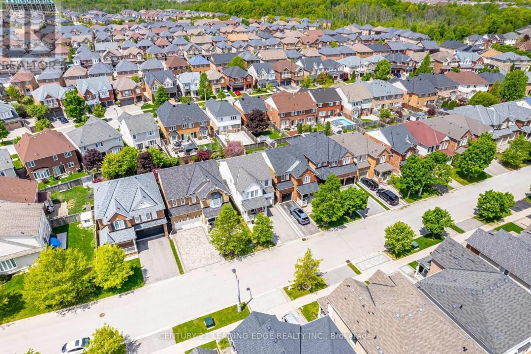 15 WILLIAM STARK ROAD, Whitchurch-stouffville (stouffville), Ontario L4A 0H5, Canada