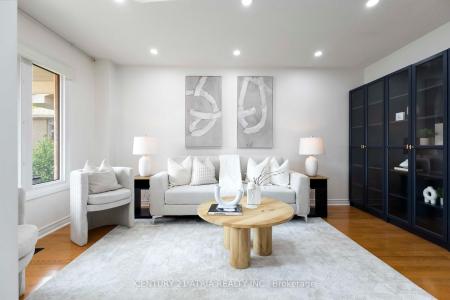 11 VALLEY CENTRE DRIVE, Toronto, Ontario M1X 1K9, Canadá