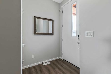 28 BELMONT TERRACE, Calgary, Alberta T2X 4H6, Canada
