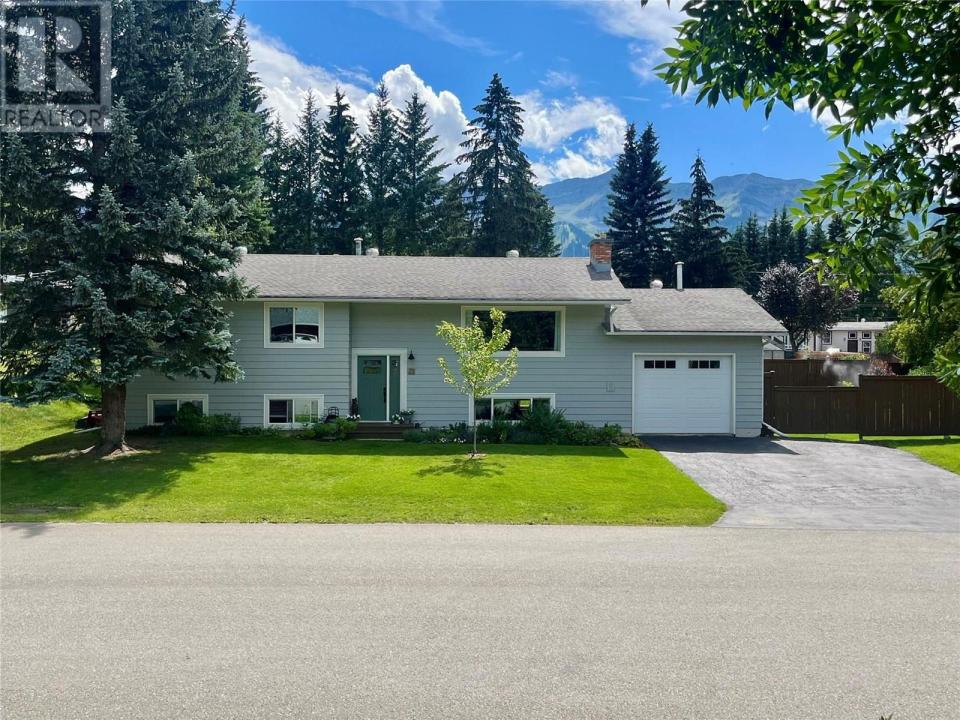 22 ELKVIEW CRESCENT, Fernie, Colombie-Britannique V0B 1M3, Canada