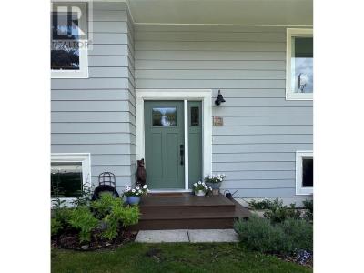 22 ELKVIEW CRESCENT, Fernie, British Columbia V0B 1M3, Canada